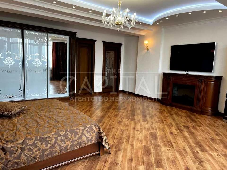 Apartment. Eugene Konovalets St., Kyiv