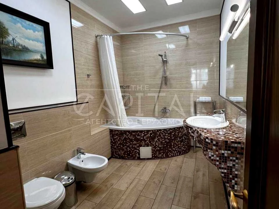 Apartment. Eugene Konovalets St., Kyiv