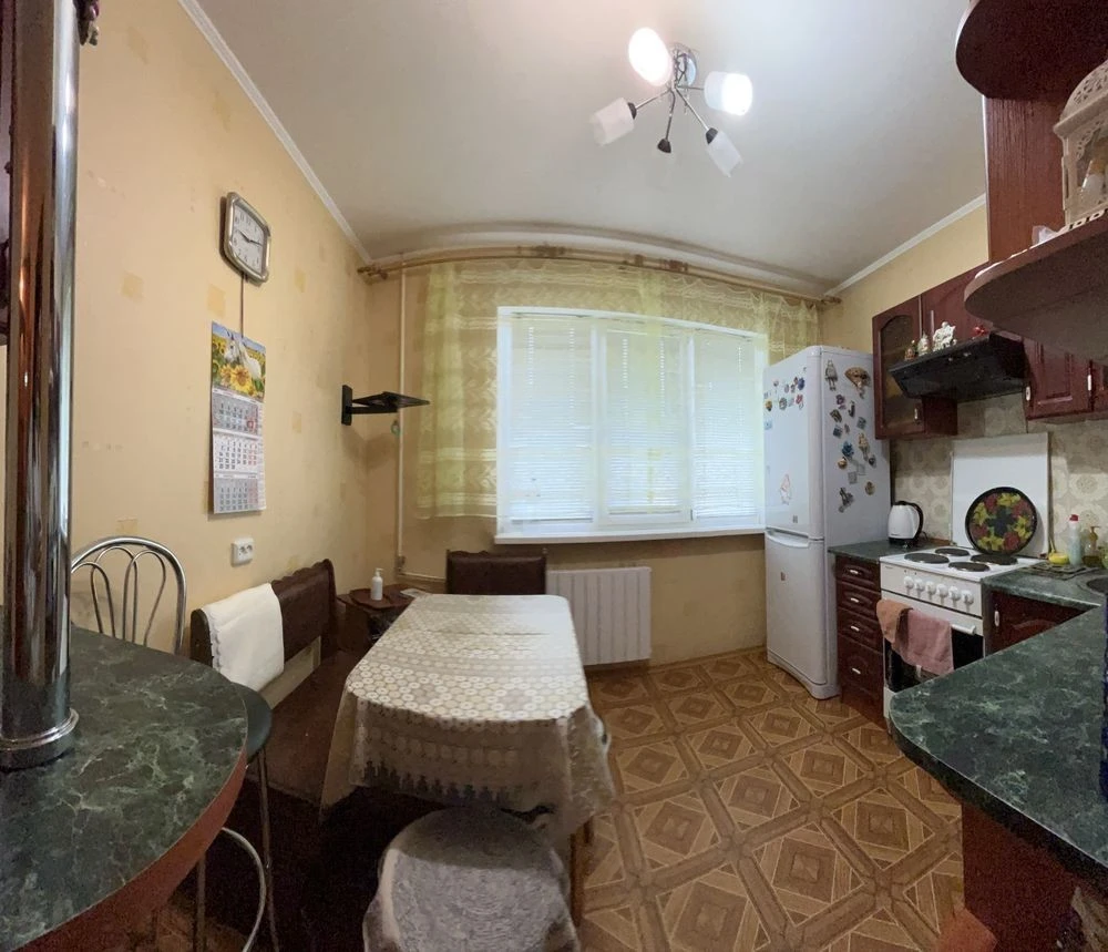 Оренда 2-кімн. квартири, Виноградар, пр-т Правди, 10а