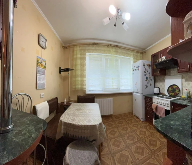 Оренда 2-кімн. квартири, Виноградар, пр-т Правди, 10а