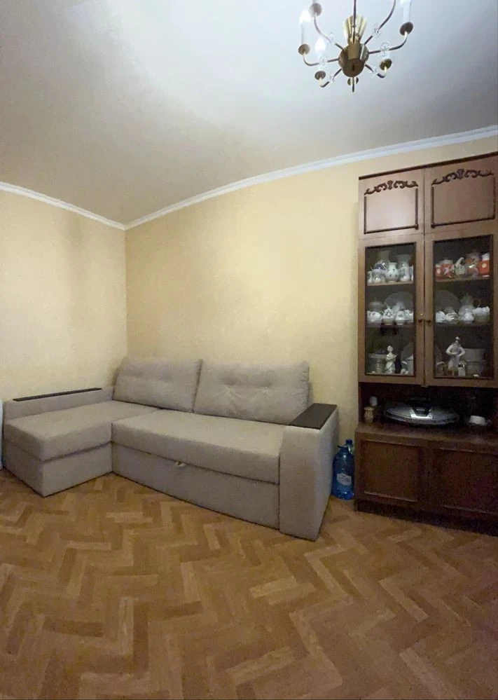 Оренда 2-кімн. квартири, Виноградар, пр-т Правди, 10а