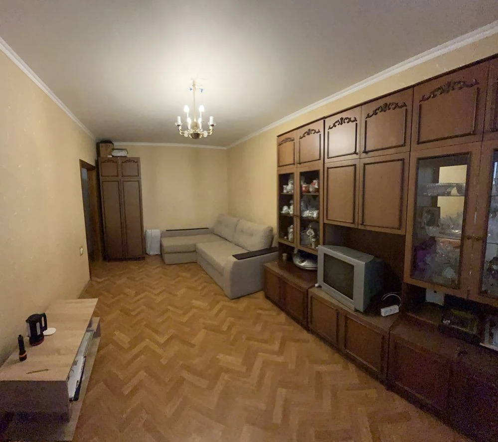 Оренда 2-кімн. квартири, Виноградар, пр-т Правди, 10а