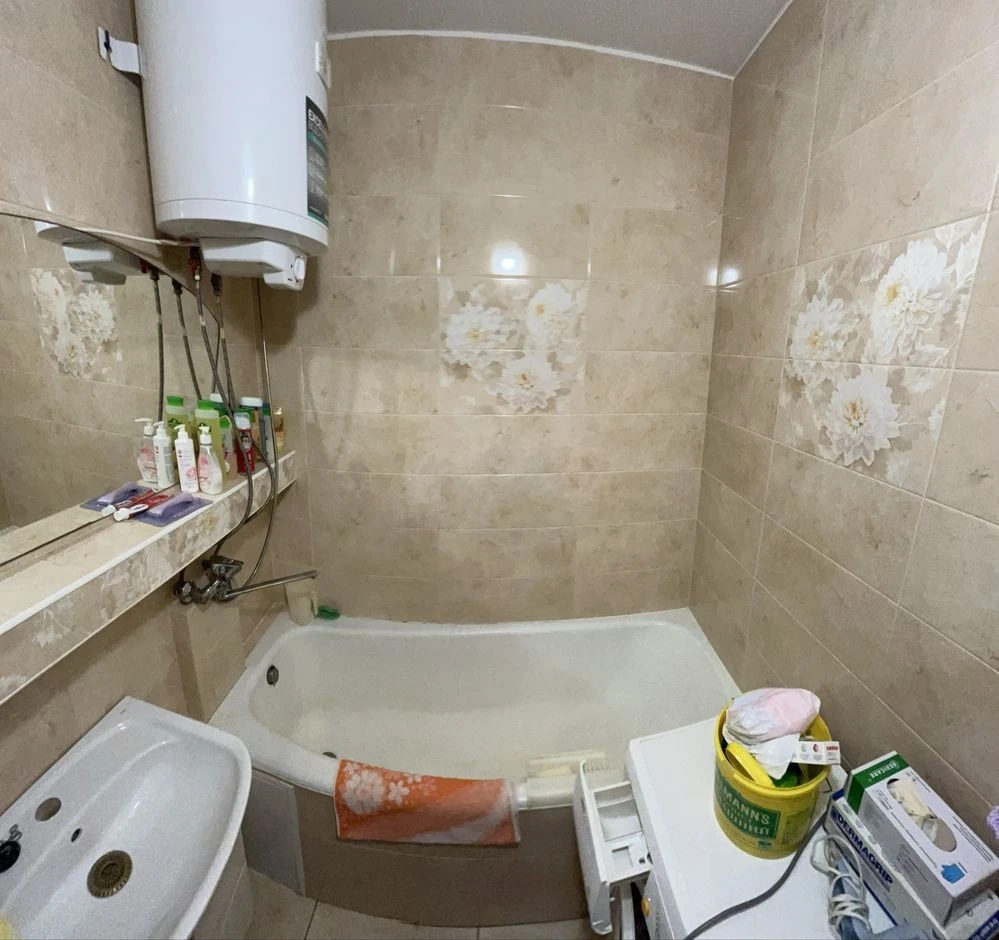 Оренда 2-кімн. квартири, Виноградар, пр-т Правди, 10а
