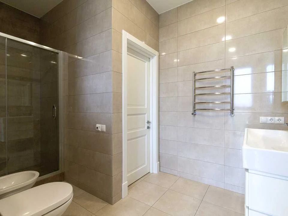 3-room apartment. Kyiv, Aviakonstruktora Antonova St.
