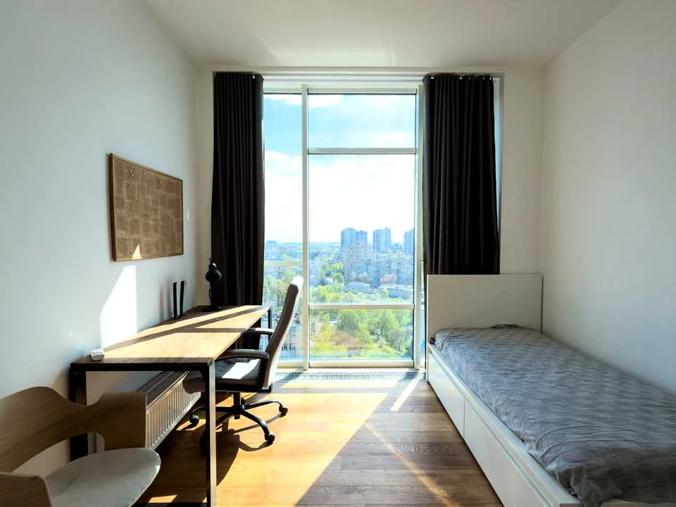 3-room apartment. Kyiv, Aviakonstruktora Antonova St.