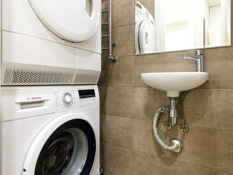 3-room apartment. Kyiv, Aviakonstruktora Antonova St.