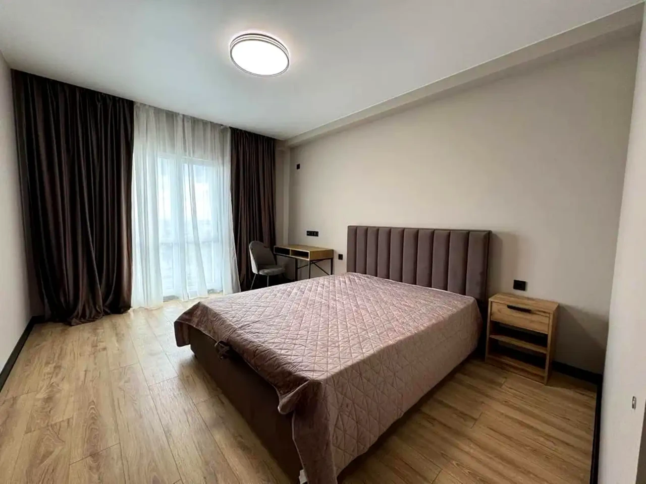 Rent of a 1-room apartment 41 sq m 20/21 floor