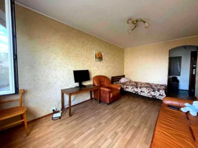 One-room apartment. Kyiv, Holosiivsky Prospect.