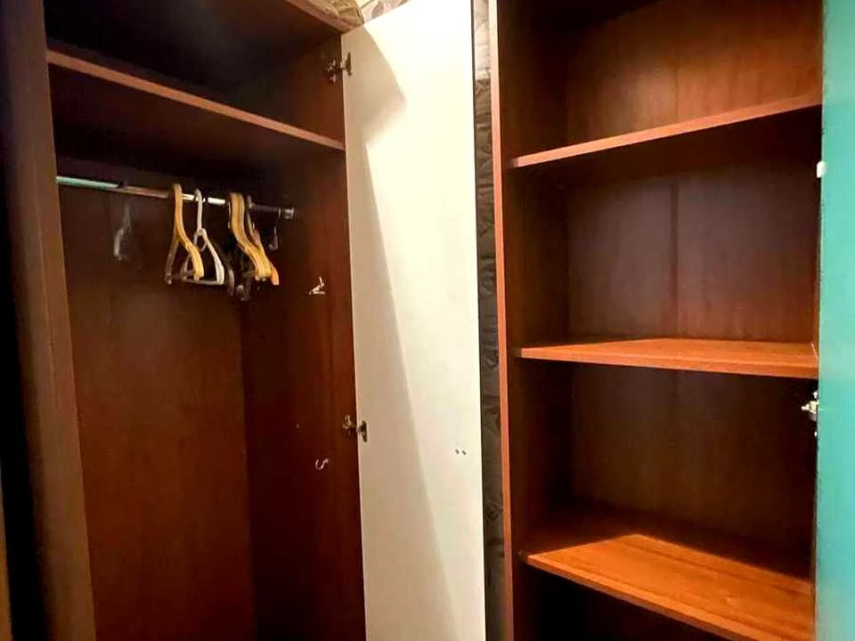 One-room apartment. Kyiv, Holosiivsky Prospect.