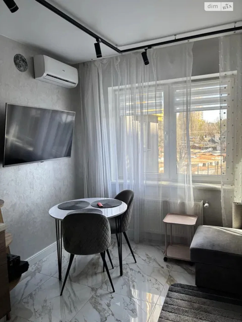 Long-Term Rental Apartment in Karavayiv Dacha