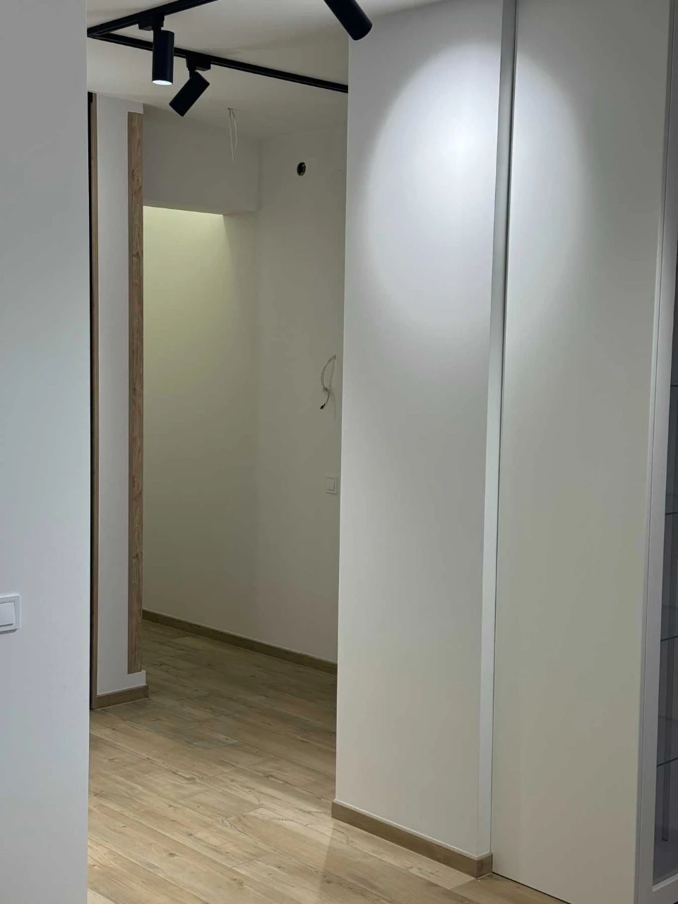 Продажа квартиры с ремонтом в ЖК "Национальный", 89 кв.м, Франк