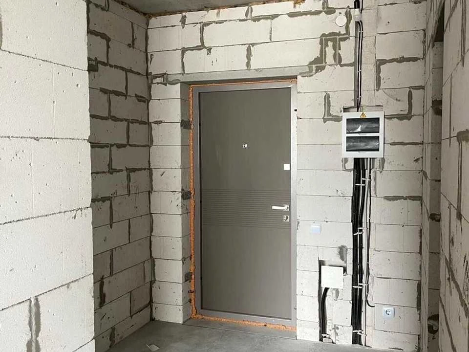 One-room apartment. Street Причальна, Kyiv.