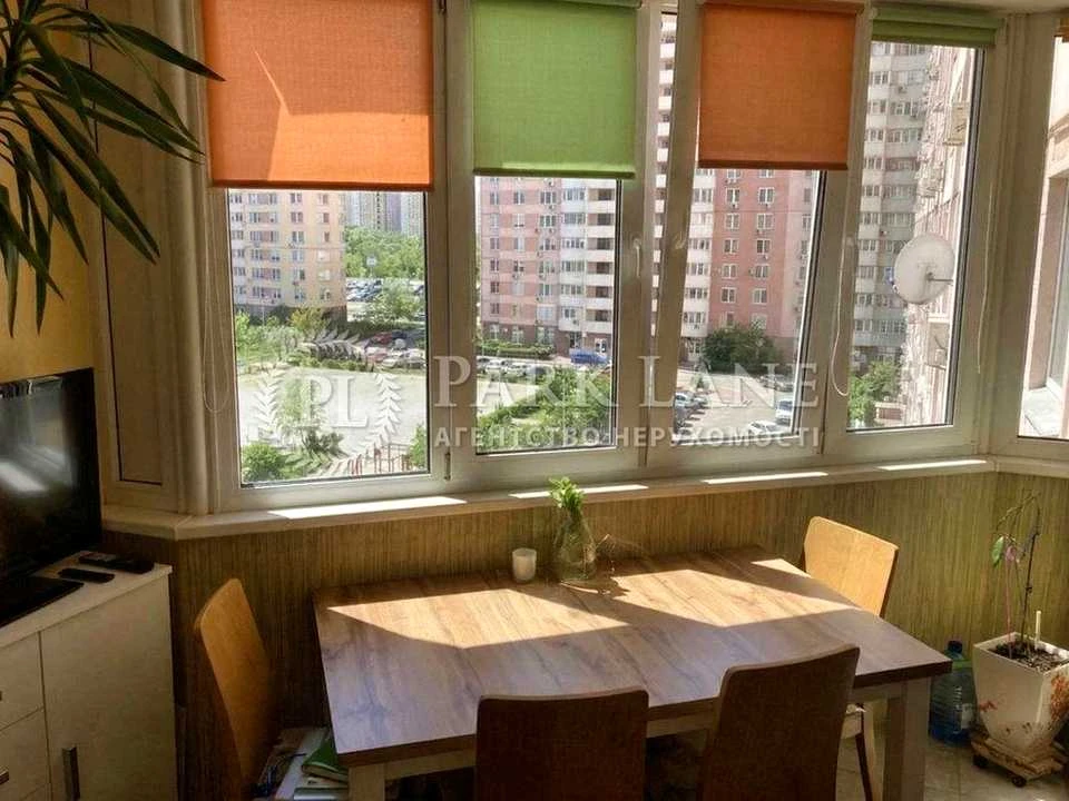 Квартира. Київ, Олени Пчілки вул.