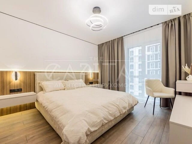 Sale of 2-room apartment 41 sq. m. on Maksimovicha Mykhayla 24 st. •