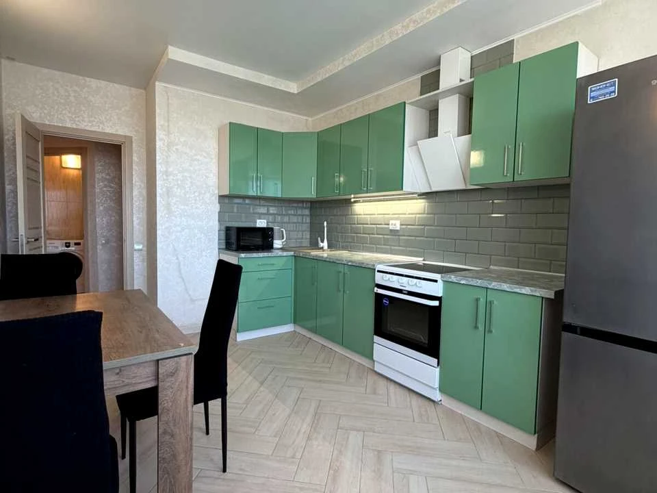Apartment. Odessa, Basenya St.