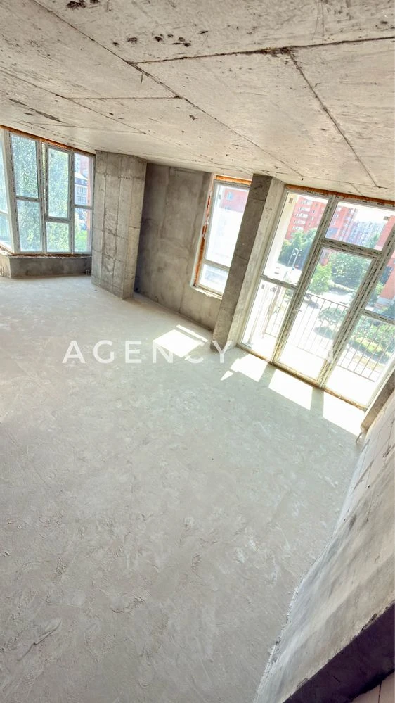 Selling 1-room apartment on St. ZSU, Iceberg Residential Complex