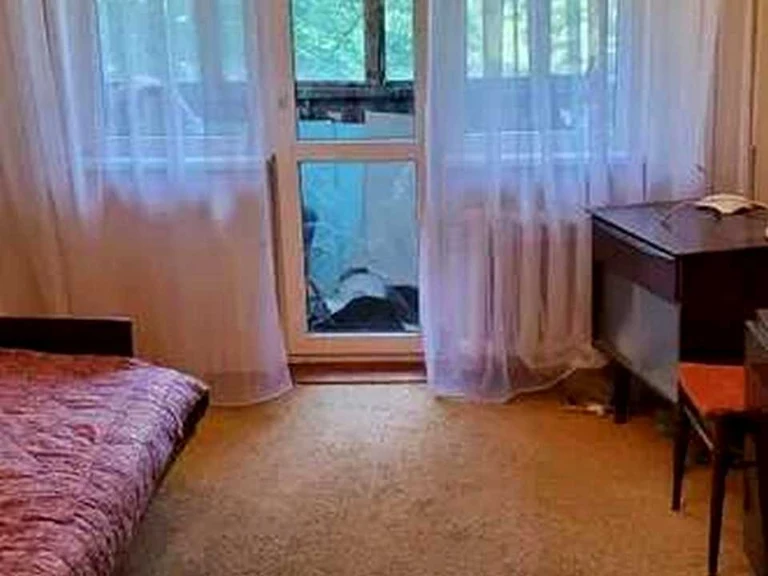 Apartment. Kharkiv, Jasmine Boulevard. (Petra Slynka)