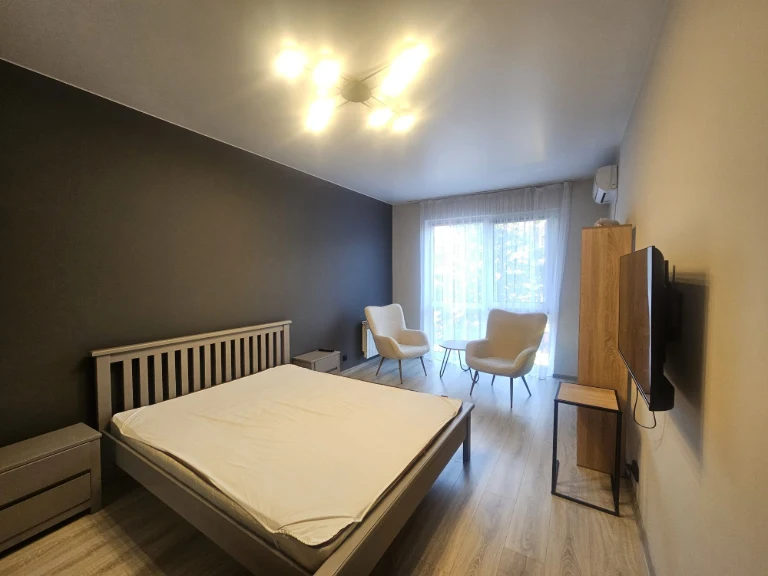 Sale of a 1.5-room new building on Zаньковецької street, near