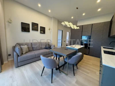 Продаж 2-кімн. квартири 83.2 м² в ЖК Panorama, 1/3 пов, Ужго