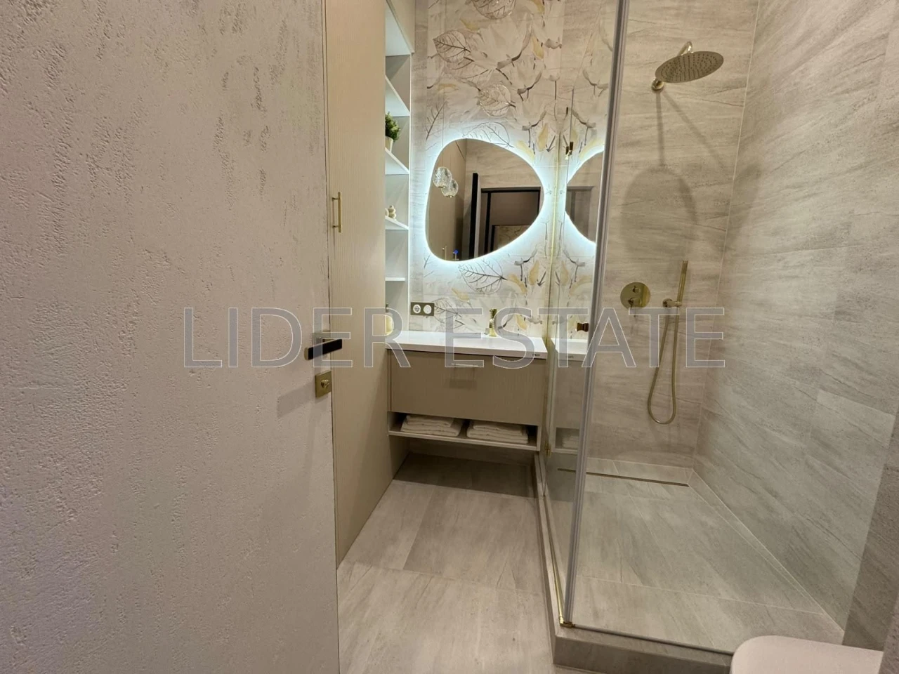 Продаж 2-кімн. квартири 83.2 м² в ЖК Panorama, 1/3 пов, Ужго