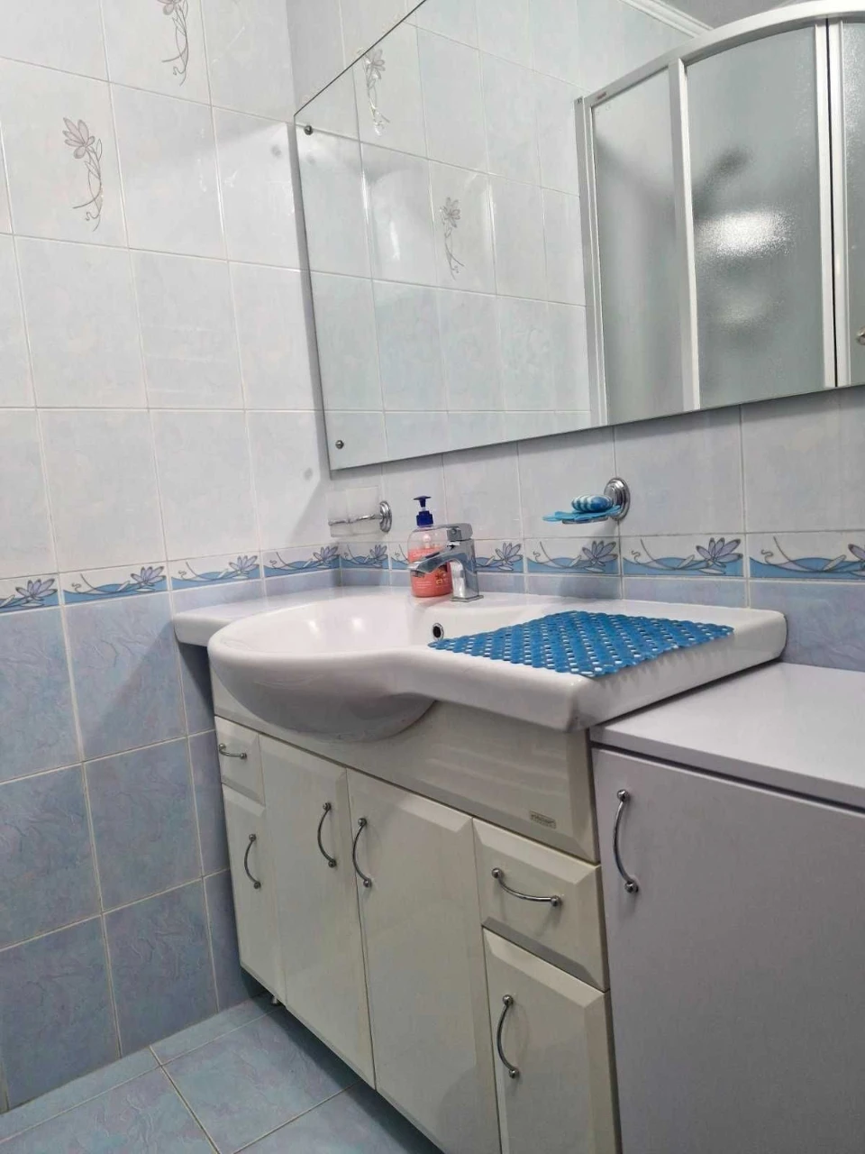 Rent 2-room apartment, Chuguyevsky lane 19 a