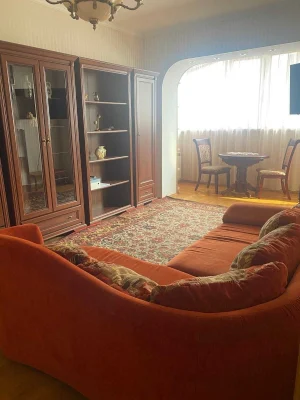 Rent Vinogradar, pr-kt Hongadze 20d, cozy, bright 2-room