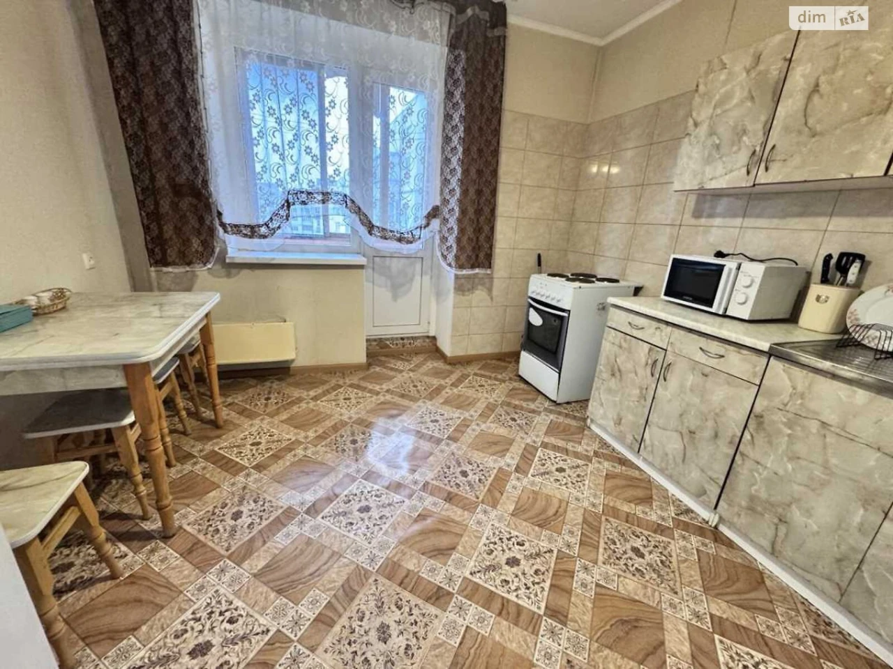 Long-Term Rental Apartment, Obolon' district