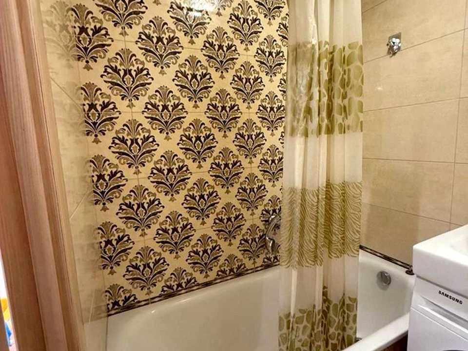 Квартира. Київ, Алматинська вул.
