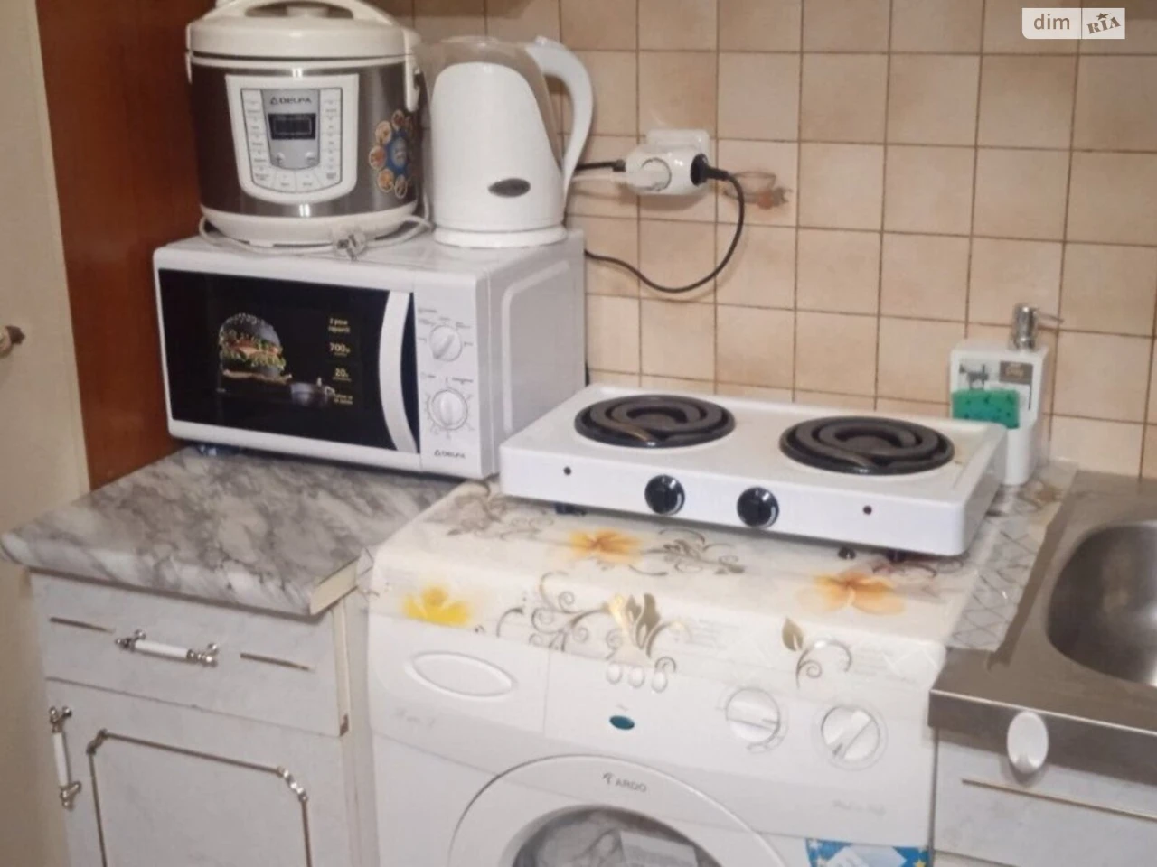 Sale of 1-room apartment in Primorsky district