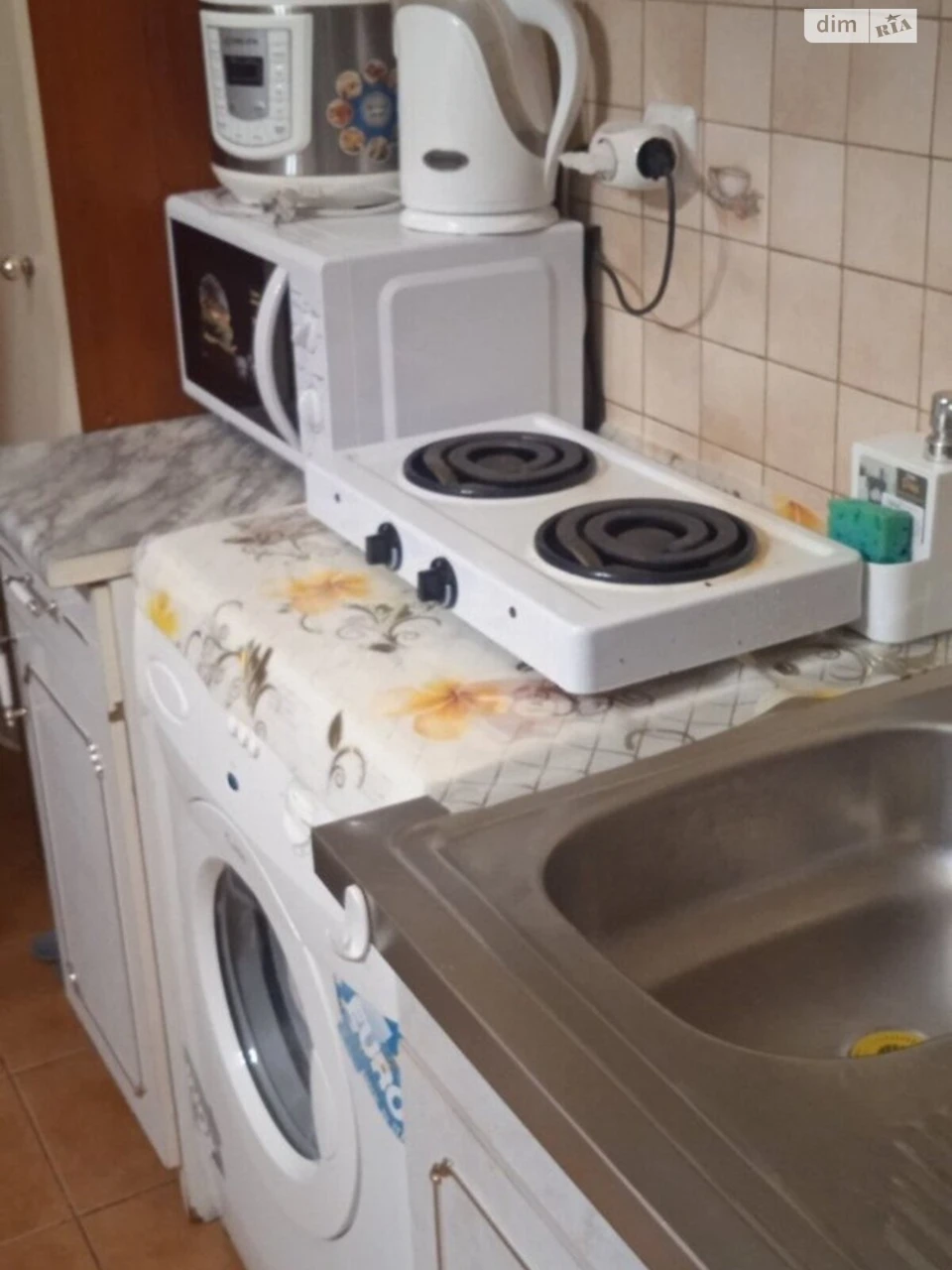 Sale of 1-room apartment in Primorsky district