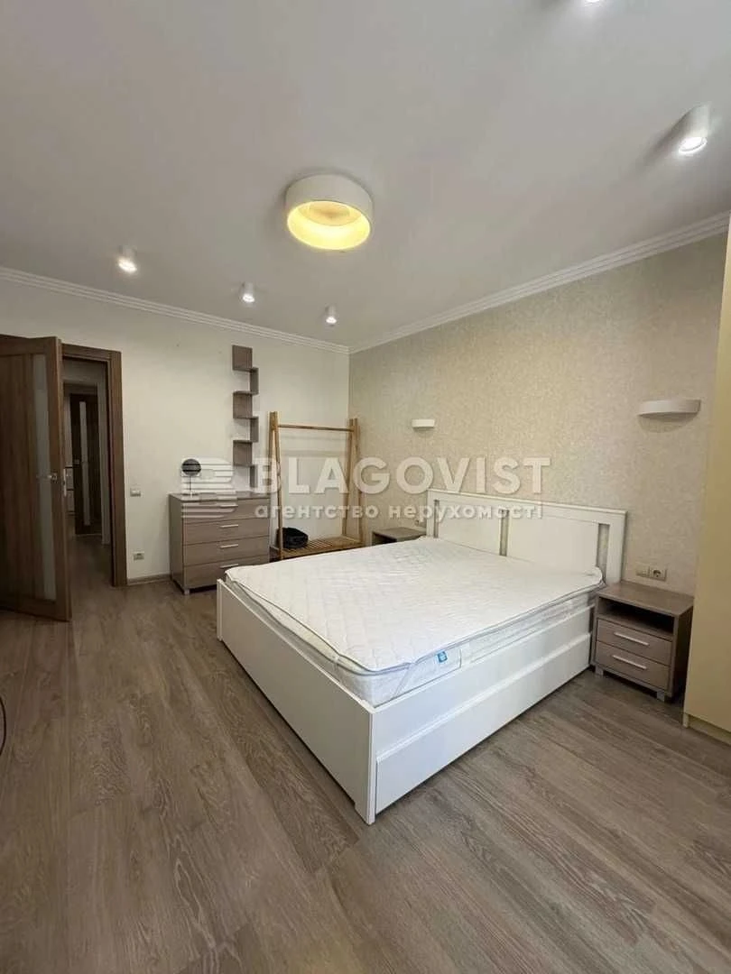 Rent! 2-room apartment on вулиці Здановської Юлії (Ломоносова), Ж