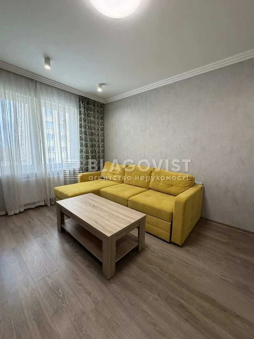 Rent! 2-room apartment on вулиці Здановської Юлії (Ломоносова), Ж
