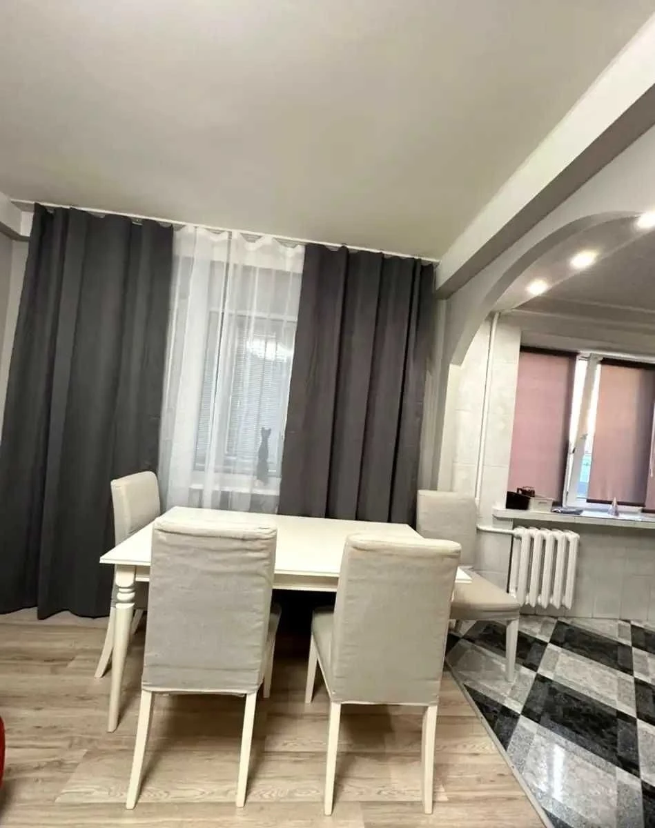 For rent a spacious 3-room apartment with a modern design