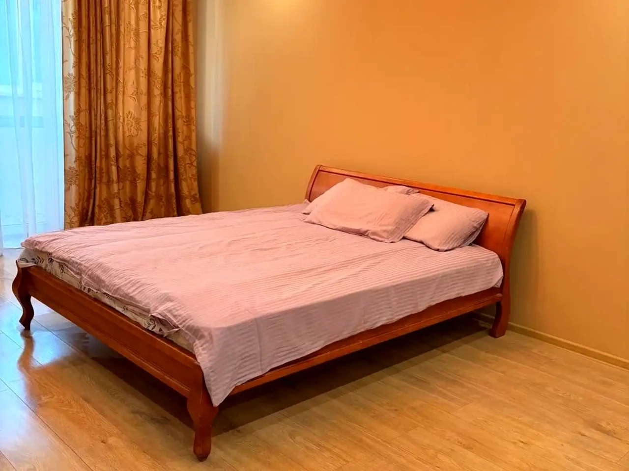 Rent of a 1-room apartment 64 sq m 8/24 floor