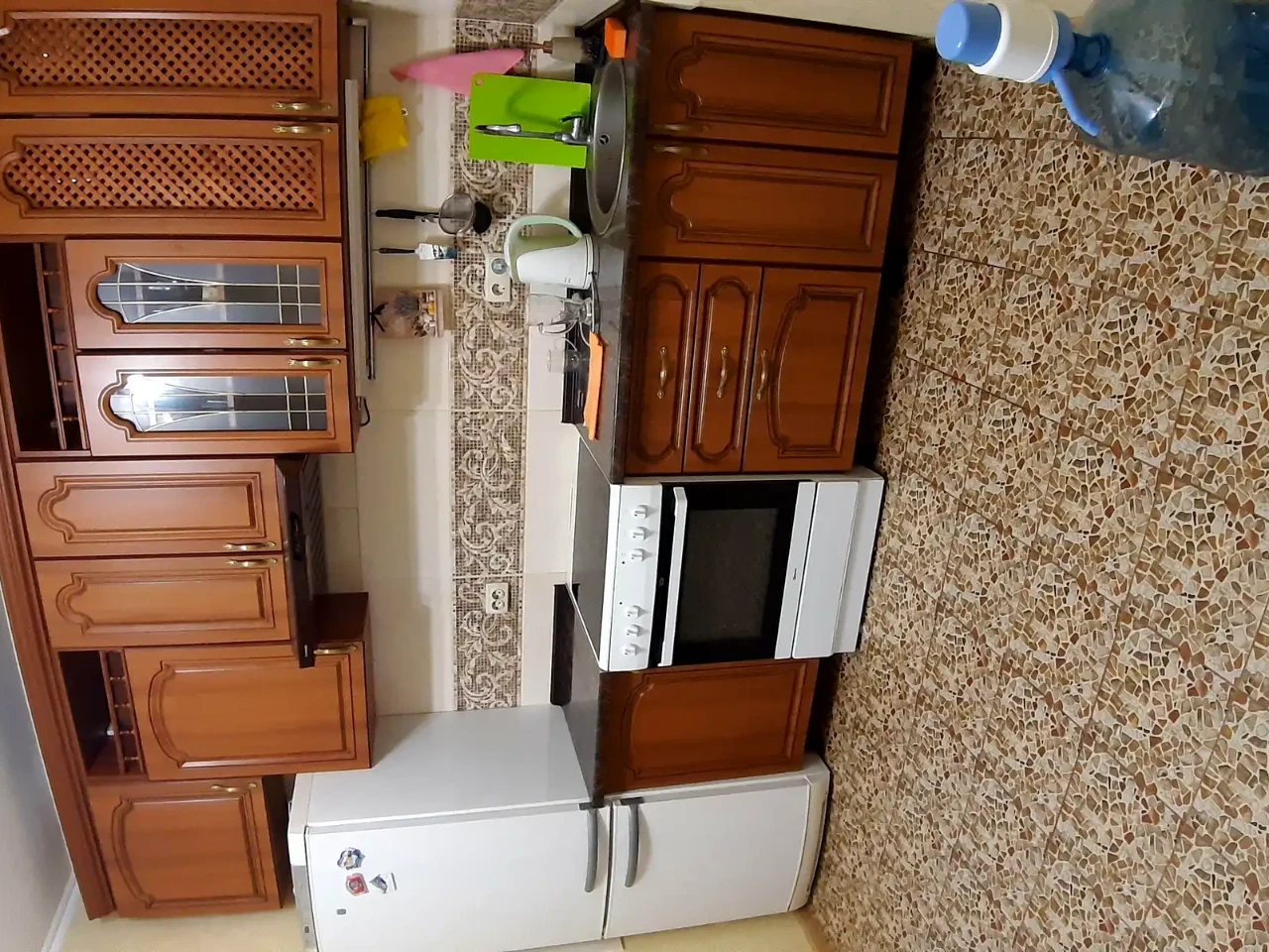 Rent of a 1-room apartment 43 sq m on the 4th floor of a 24-story building