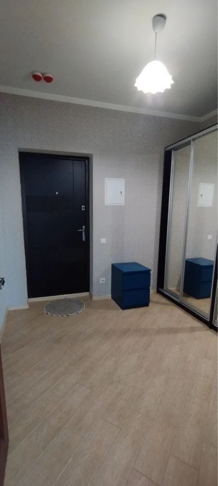 Rent a studio apartment 39 sq m, St. Demievska, 16