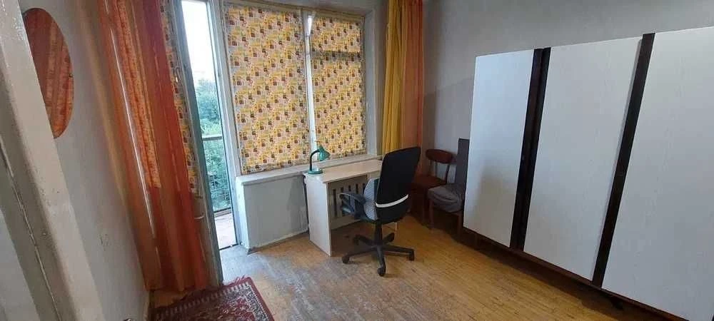 1-room apartment on St. Білоруська 28-а metro Luk'yany
