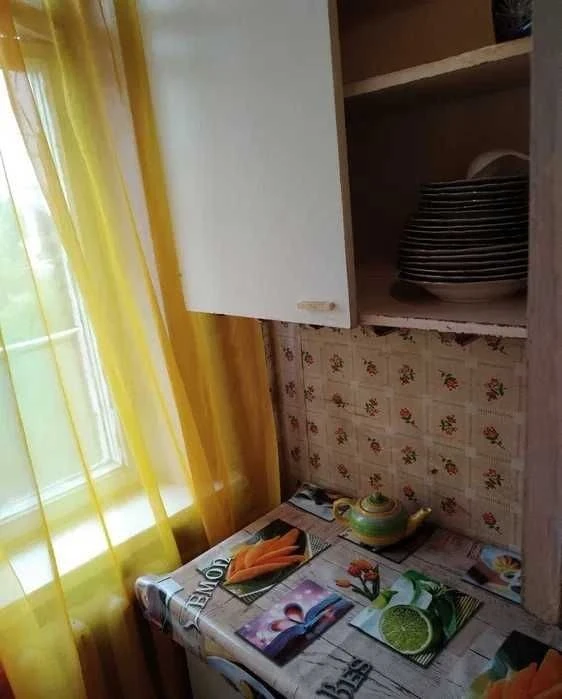 1-room apartment on St. Білоруська 28-а metro Luk'yany