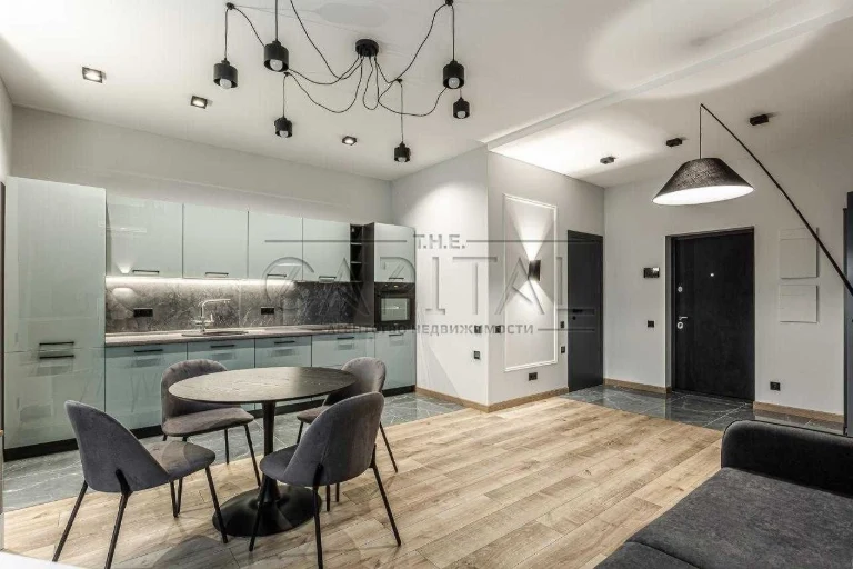 2-room apartment for rent with designer renovation