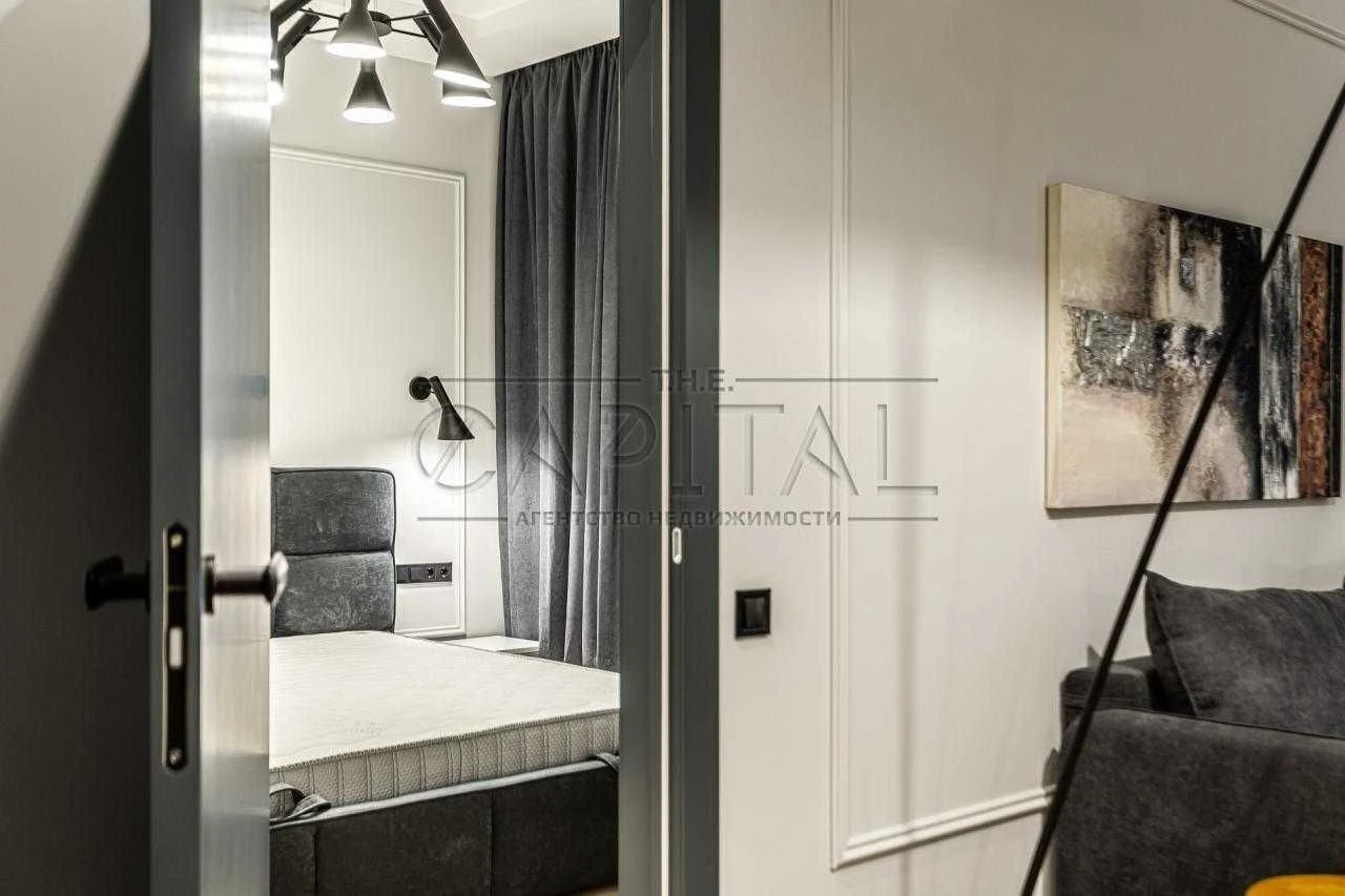 2-room apartment for rent with designer renovation