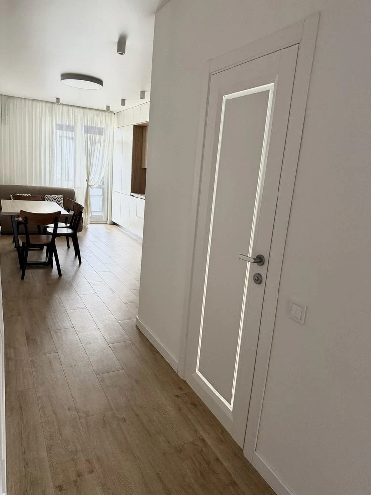 Sale of 1-Room Apartment in Residence "Veselka"