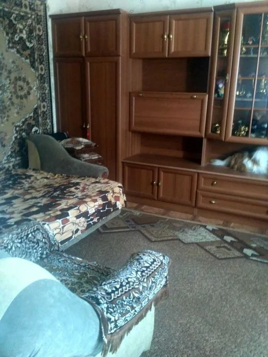I will sell two rooms in the commune in Luzanovka, 25 m/sq. The owner