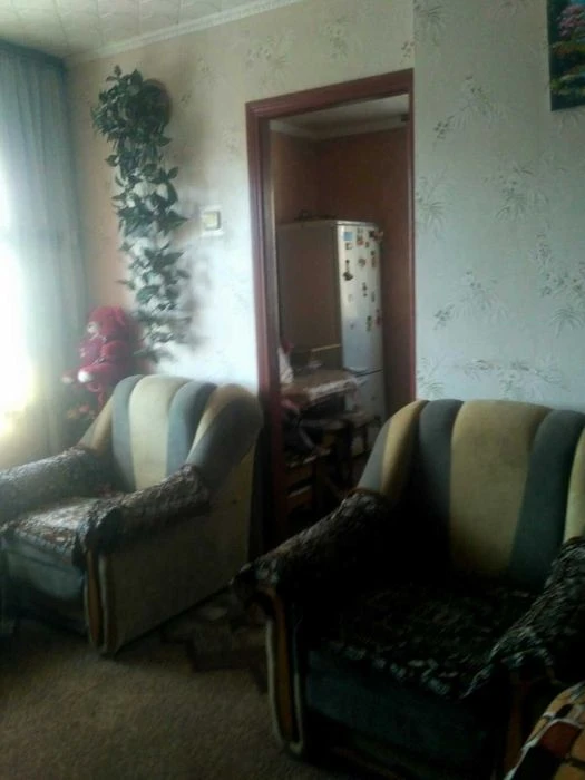 I will sell two rooms in the commune in Luzanovka, 25 m/sq. The owner