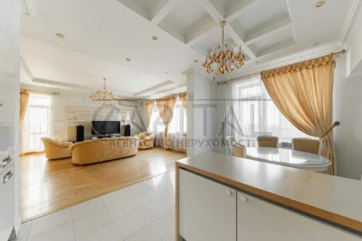 Elegant, spacious 3-room apartment for sale