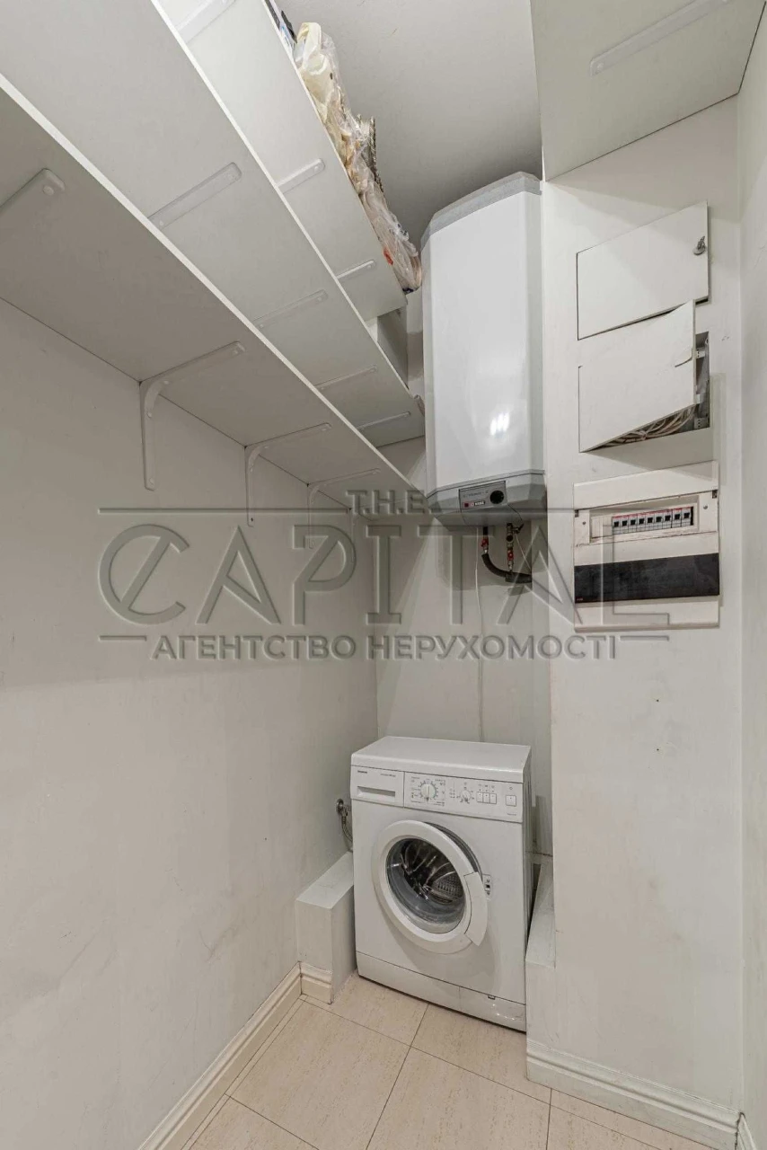 Elegant, spacious 3-room apartment for sale