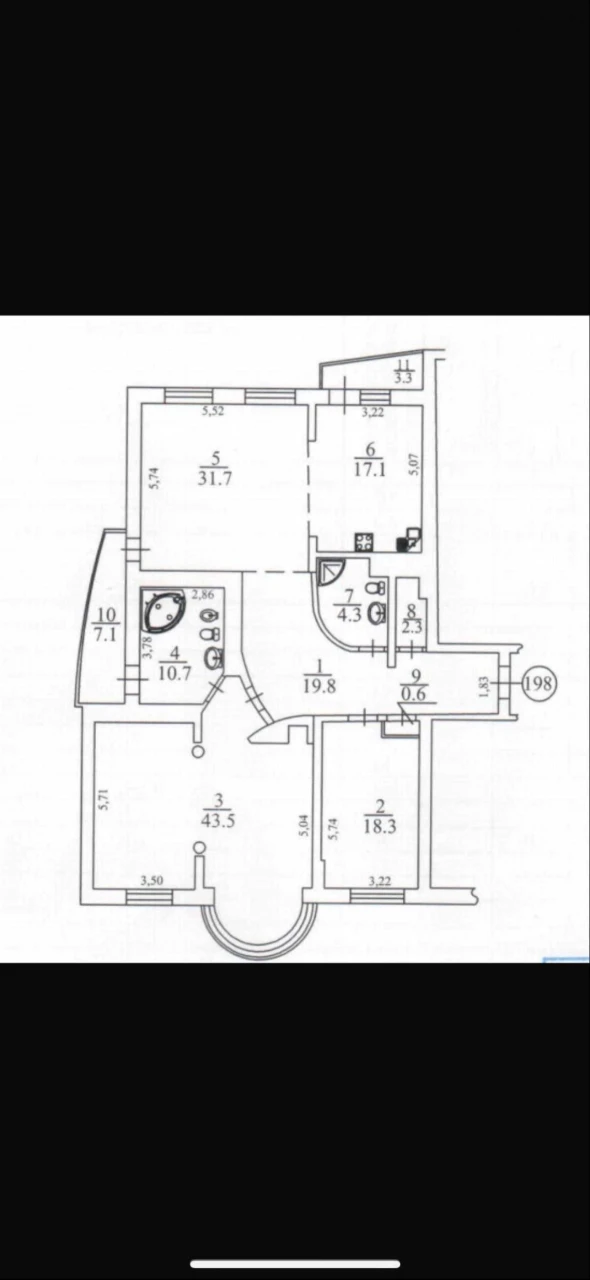 Elegant, spacious 3-room apartment for sale