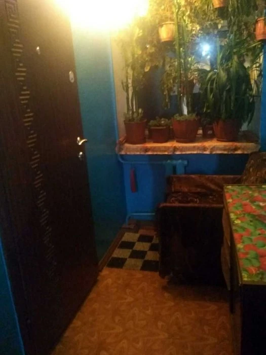 I will sell two rooms in the commune in Luzanovka, 25 m/sq. The owner
