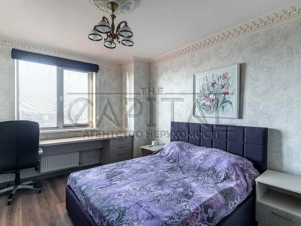 Apartment. Generalena Hennadiia Vorobyova St.