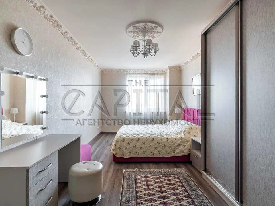 Apartment. Generalena Hennadiia Vorobyova St.