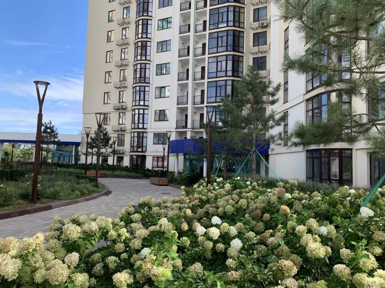 For Sale Apartment of Free Layout 40 square meters - 5 minutes walk